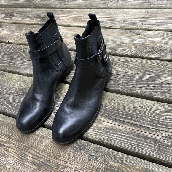 Franco Sarto Black Leather Chelsea Style Ankle Boots with Buckle - Picture 3 of 9